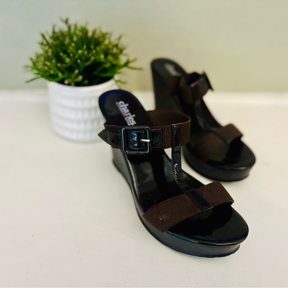 Charles by Charles David Chocolate Brown Wedge Sandals Size 7.5 - Never Worn - Picture 3 of 6